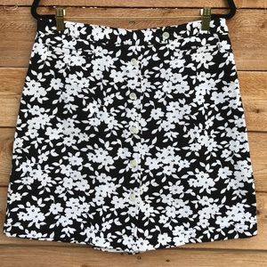 Black & White Skort